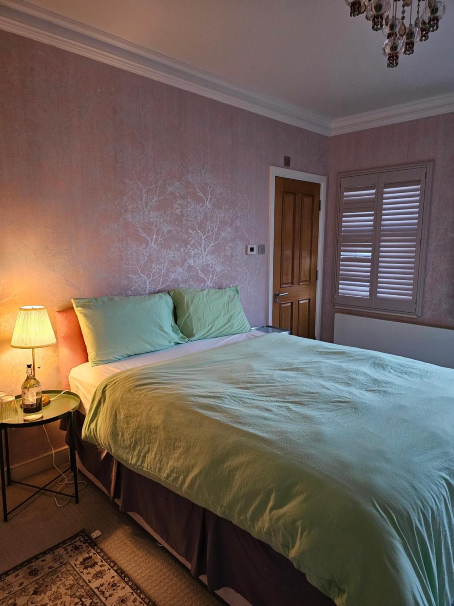 Brentford House Bed & Breakfast Dış mekan fotoğraf